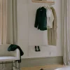 New Works Garderobshyllplan Kit | Valnöt/ Svart