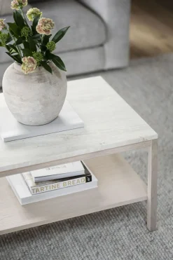Orwel Soffbord | Vitpigmenterad Ek / Travertin