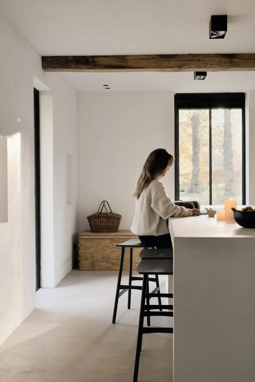Osso Barpall Låg | Svartlackad Ek