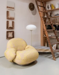 Pacha Lounge Chair med armstöd
