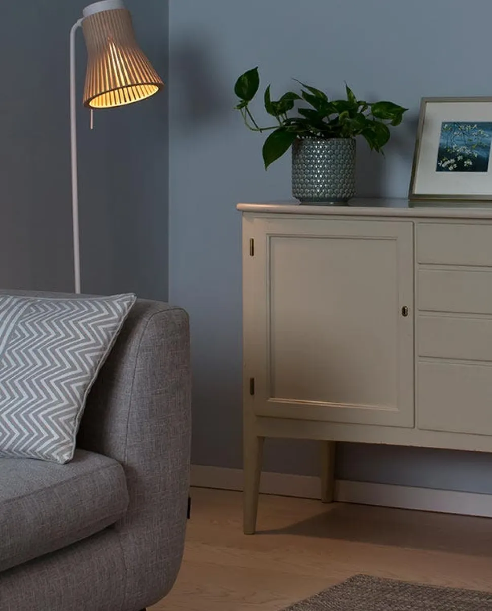 Petite 4610 golvlampa Vit