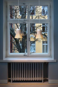Petite 4600 taklampa Valnöt