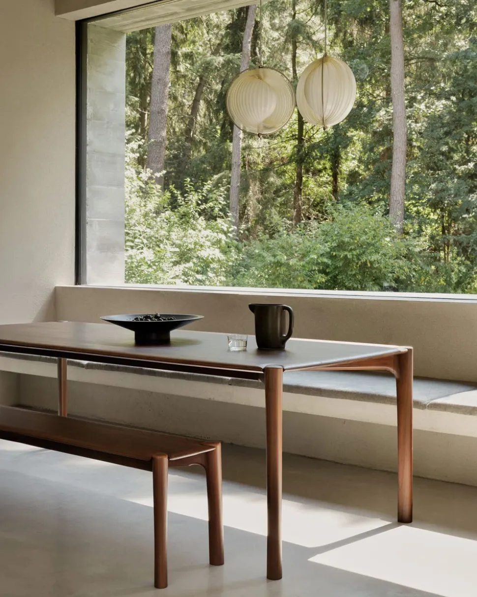 PI Bänk 186 | Brunlackad Teak