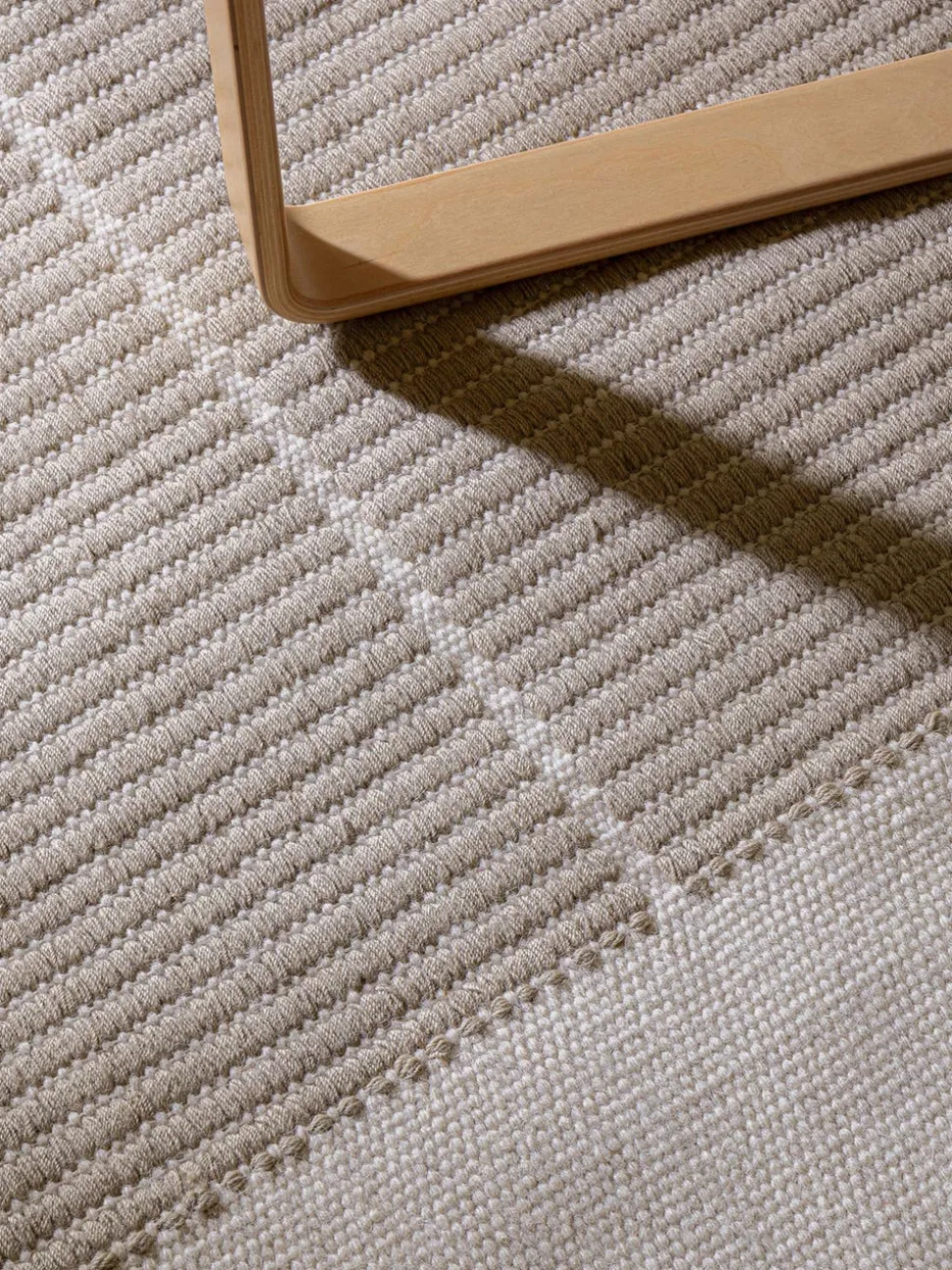 Poetic Grid Matta 200x300 | Beige