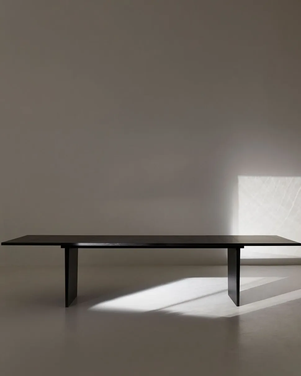 Private Matbord 260 | Brunsvart Ask