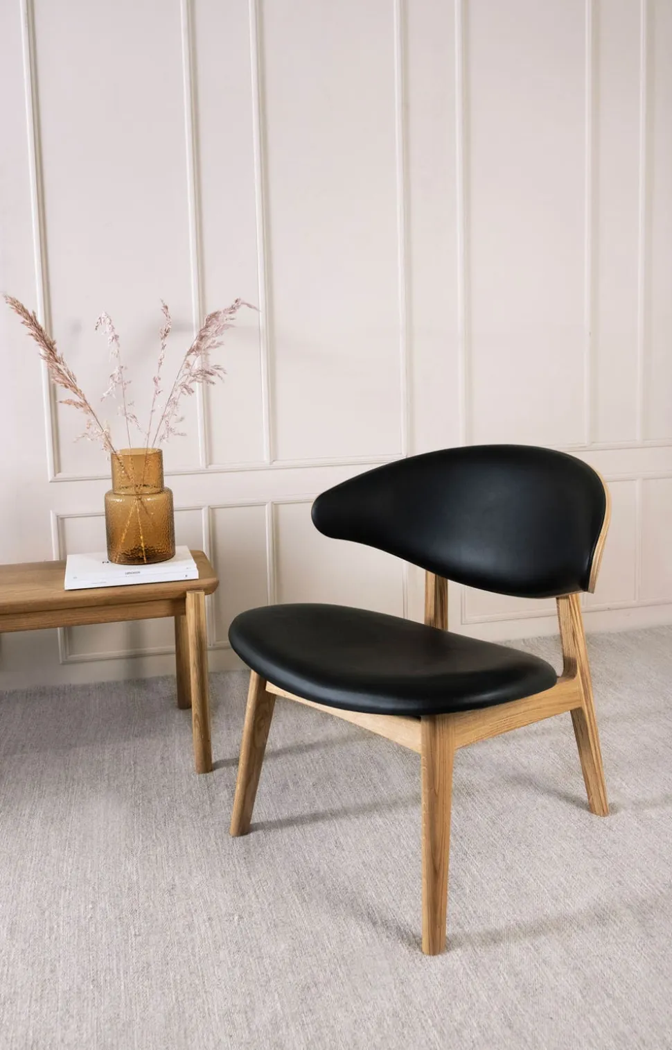 Ram Shell Lounge Chair | Trärygg | Läder