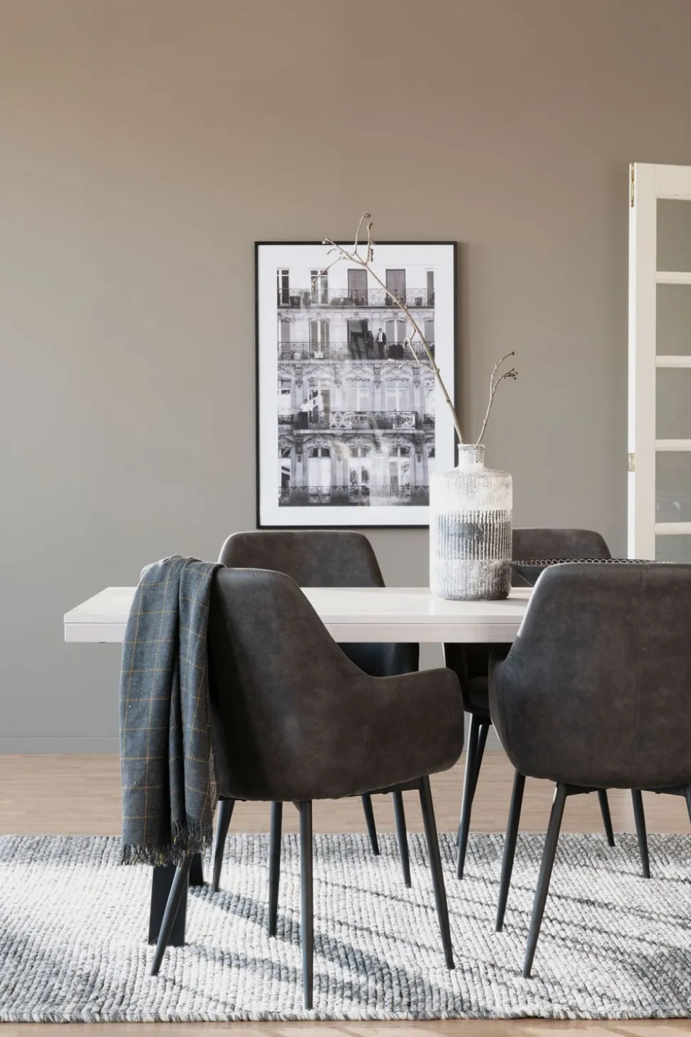 Reily Karmstol | Beige