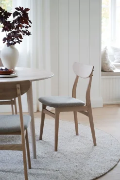 Rodham Stol | Vitpigm. Ek, Gråbeige
