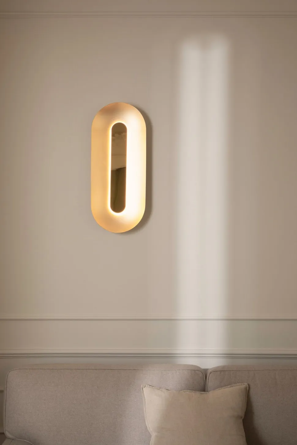 Sasi Vägglampa Large | Brass