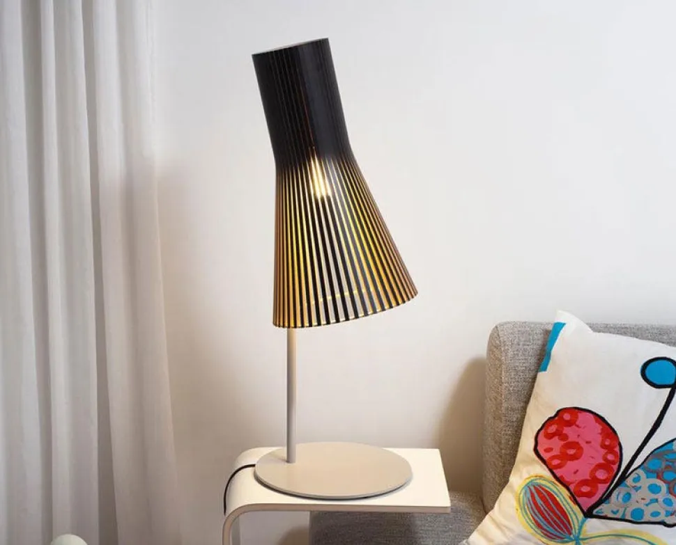 Secto 4220 bordlampa Naturbjörk