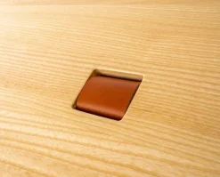 Sierra Sidobord Ask / Svart Läder