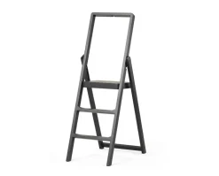 Step Stege | Svartbetsad