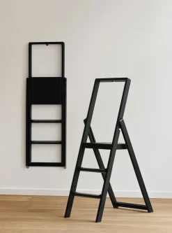 Step Stege | Svartbetsad