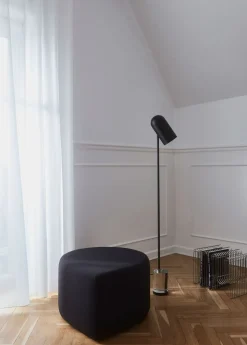 Stilla Puff | Tyg Anthracite Bouclé