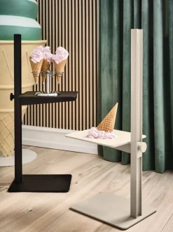 String Museum Sidobord | Svart