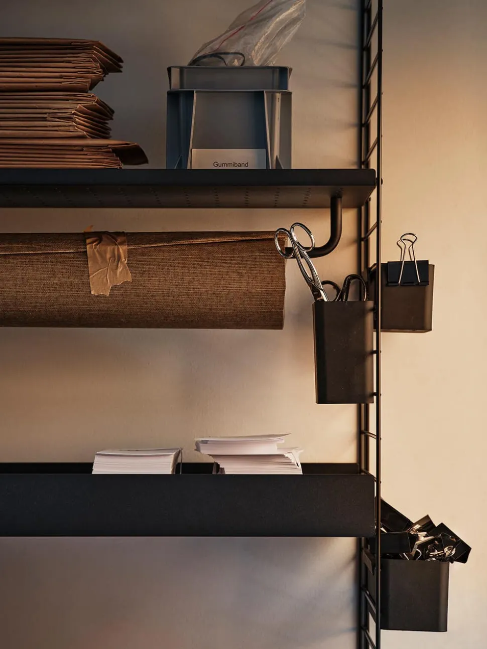 String Organizers Svart