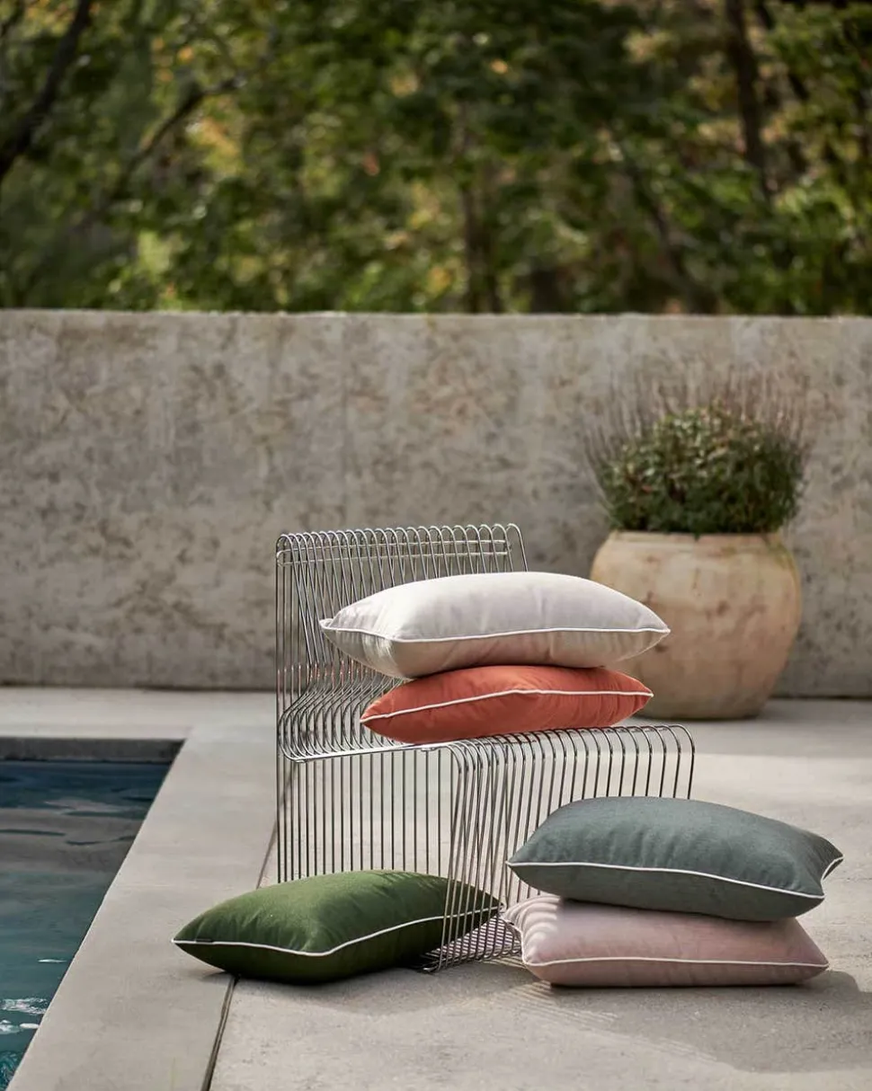 Sunny Outdoor Cushion Pale Rose 38x58