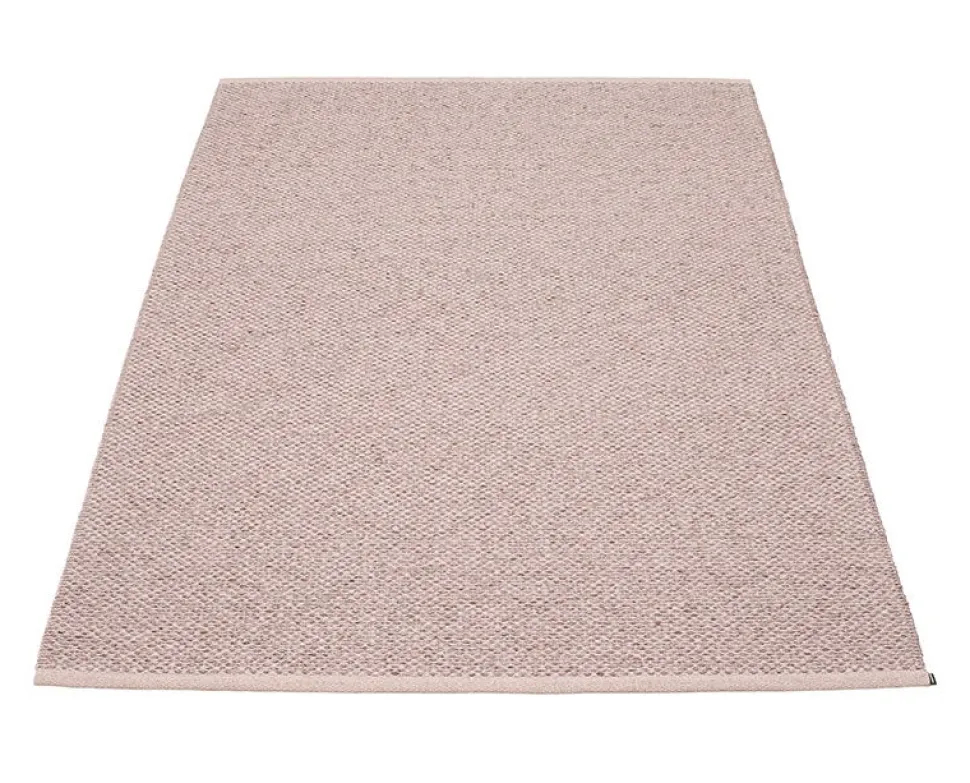 Svea matta Lilac Metallic 140x220