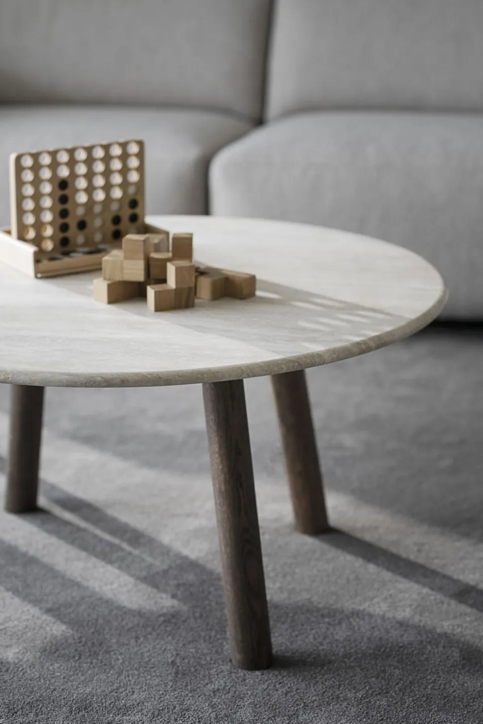 Taransay Soffbord Ø90 | Beige Travertin / Brun Ek