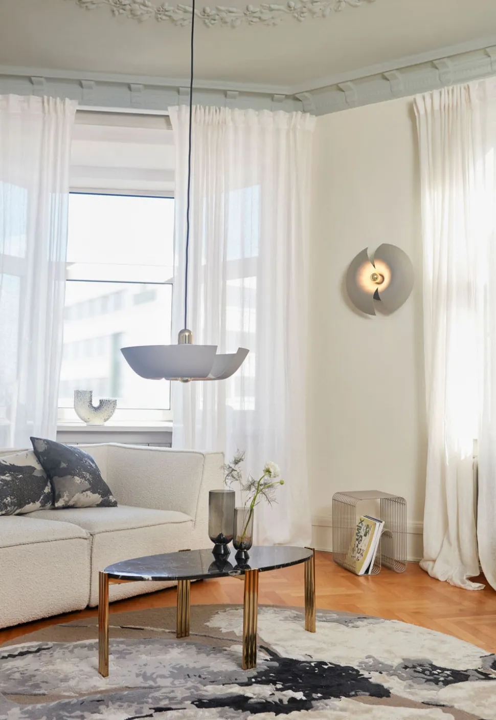Tribus Soffbord Ovalt | Guld/Marmor
