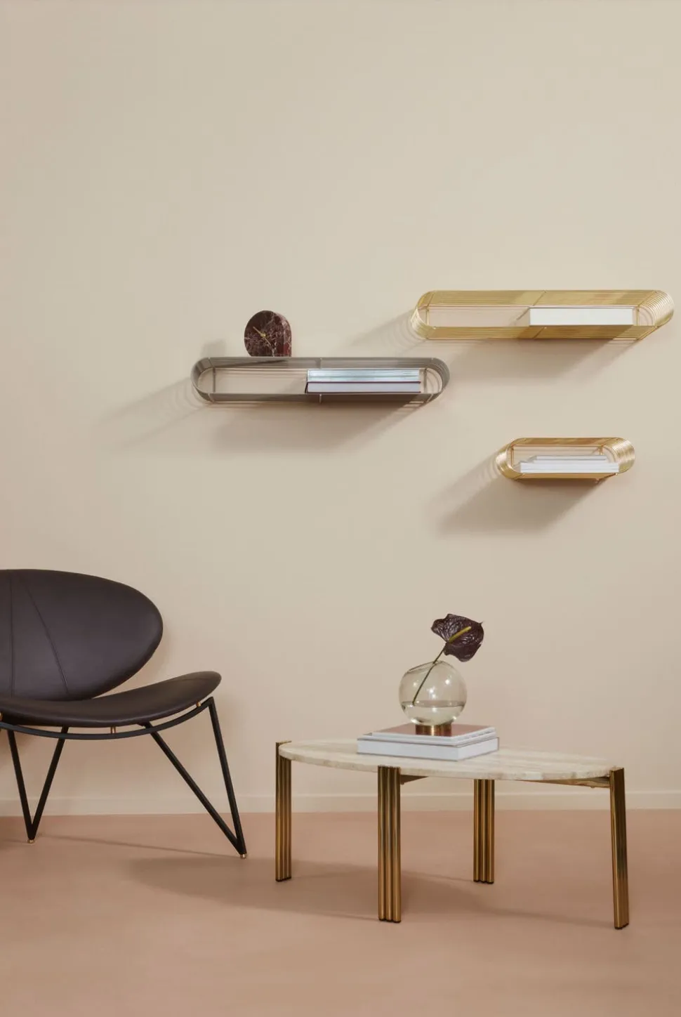 Tribus Soffbord Ovalt | Guld/Travertin