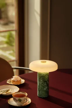 Trip Bordslampa | Apple/ Opal Glossy