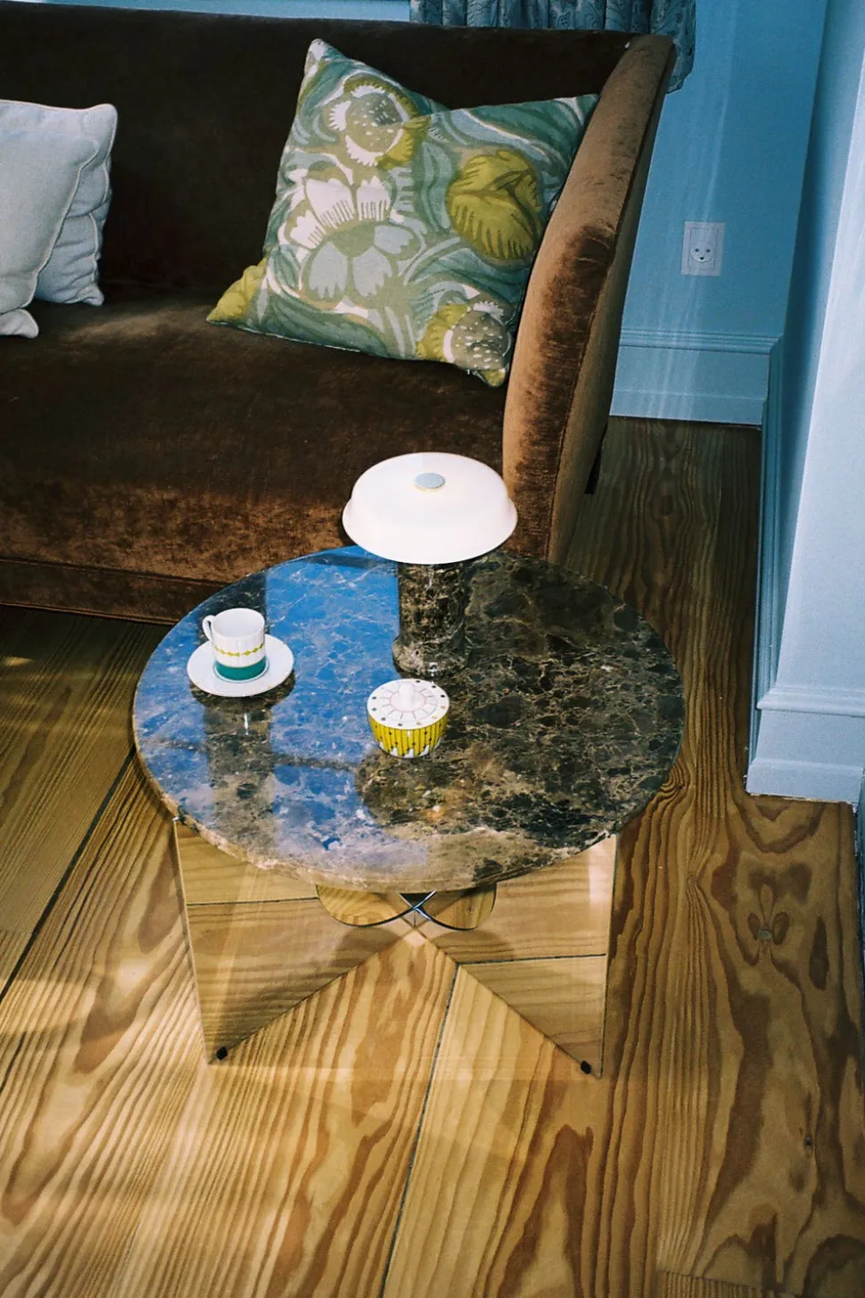 Trip No. 2 Bordslampa | Dark Emperador/ Opal Glossy