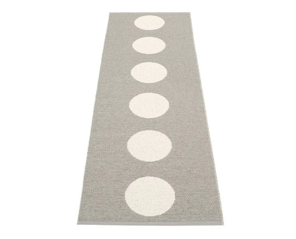 Vera Gångmatta Warm Grey 70x150