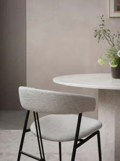Violin Dining Chair | Helklädd