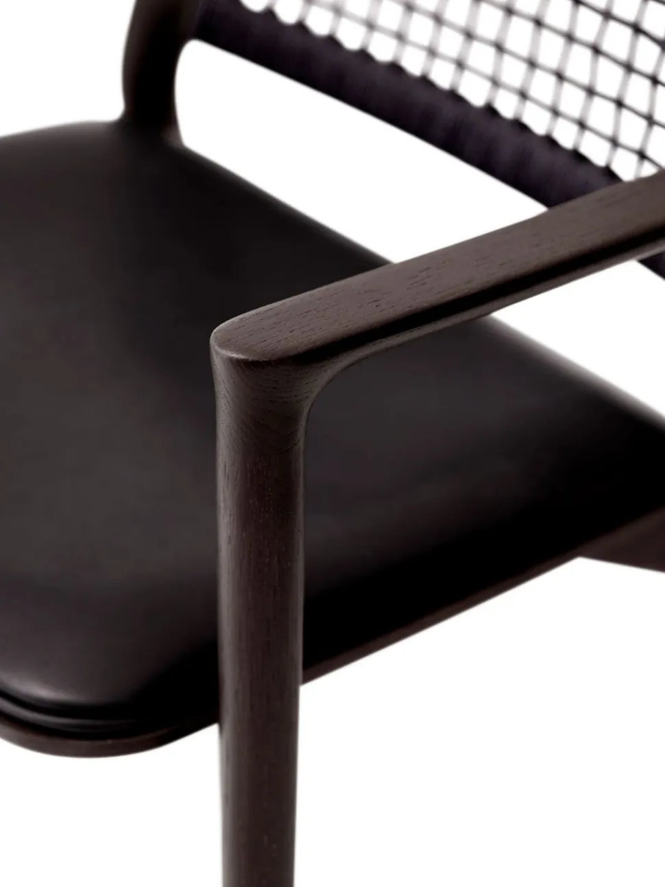 Vipp 488 Cabin Lounge Chair | Dark Oak