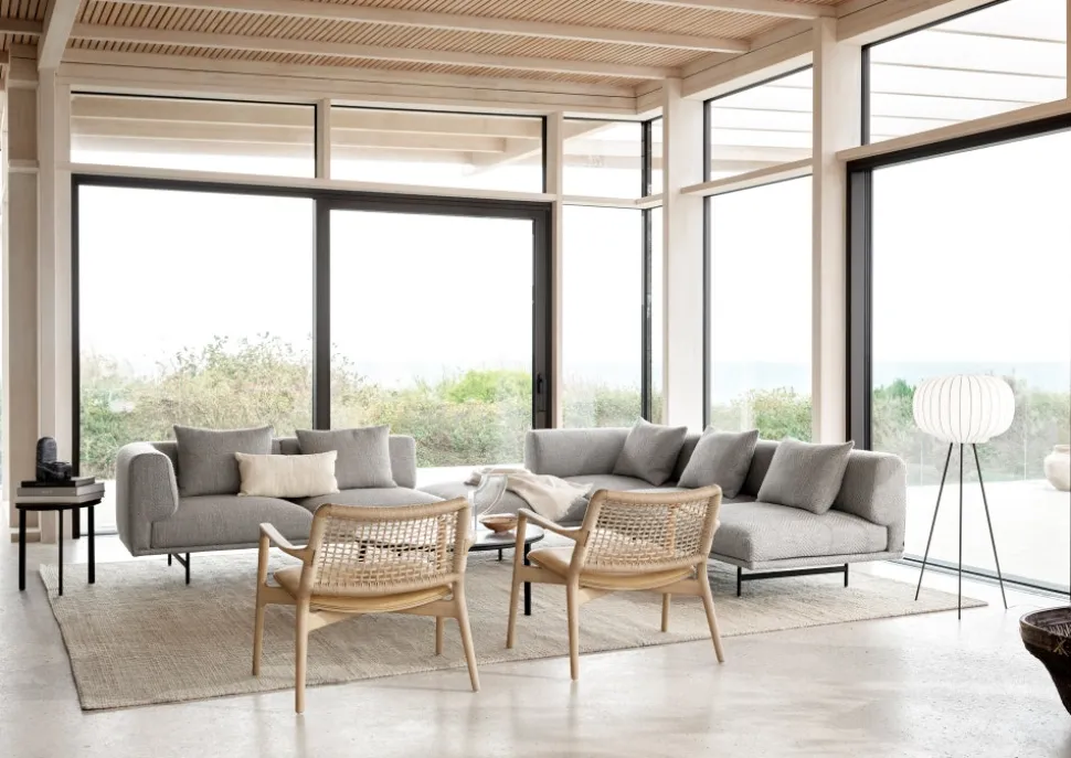 Vipp 488 Cabin Lounge Chair | Light Oak