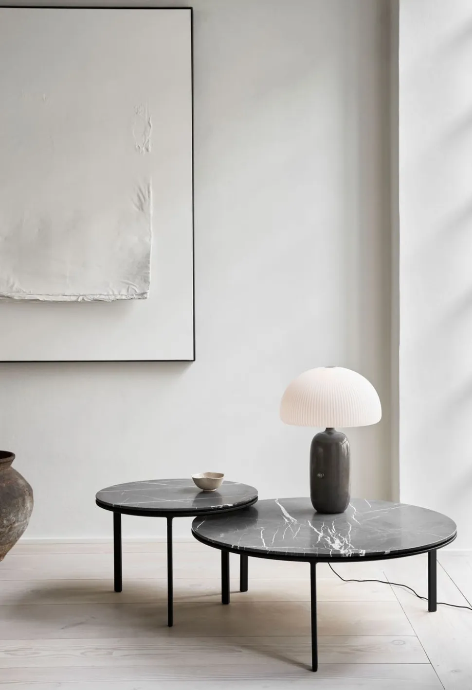 Vipp 425 Coffee table, Ø90 | Marmor, Pietra Grey