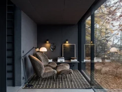 Vipp 466 Lodge Lounge Chair | Fårskinn Curly 07