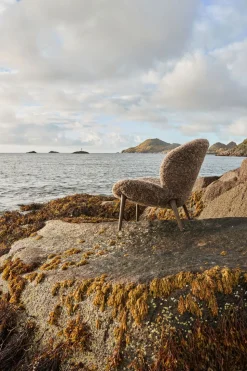 Vipp 469 Lodge Lounge Chair | Fårskinn Curly 09