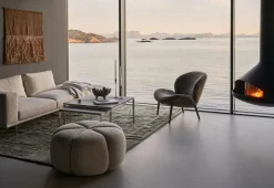 Vipp 469 Lodge Lounge Chair | Fårskinn Curly 09
