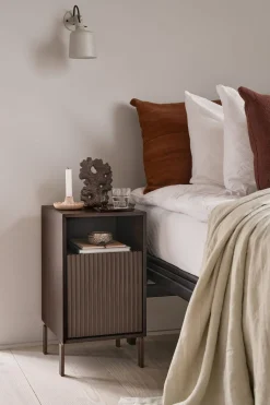 Vipp 672 Sängbord | Dark Oak