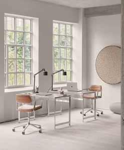 Vipp 430 Studio Skrivbord | Bosco läder, Valnöt