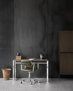 Vipp 430 Studio Skrivbord | Bosco läder, Valnöt