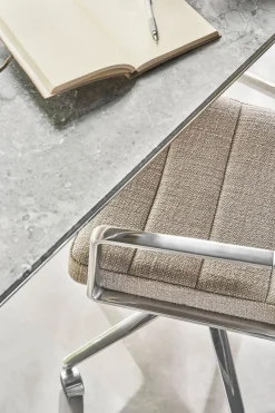 Vipp 453+ Swivel Stol | Fötter | Textil Mörk Sand, Polerat Aluminium