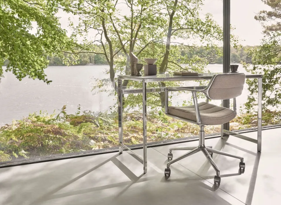 Vipp 453+ Swivel Stol | Fötter | Textil Mörk Sand, Polerat Aluminium