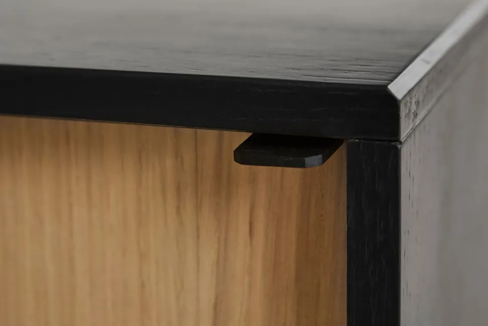 Virka Sideboard Hög | Svart / Vitpig.