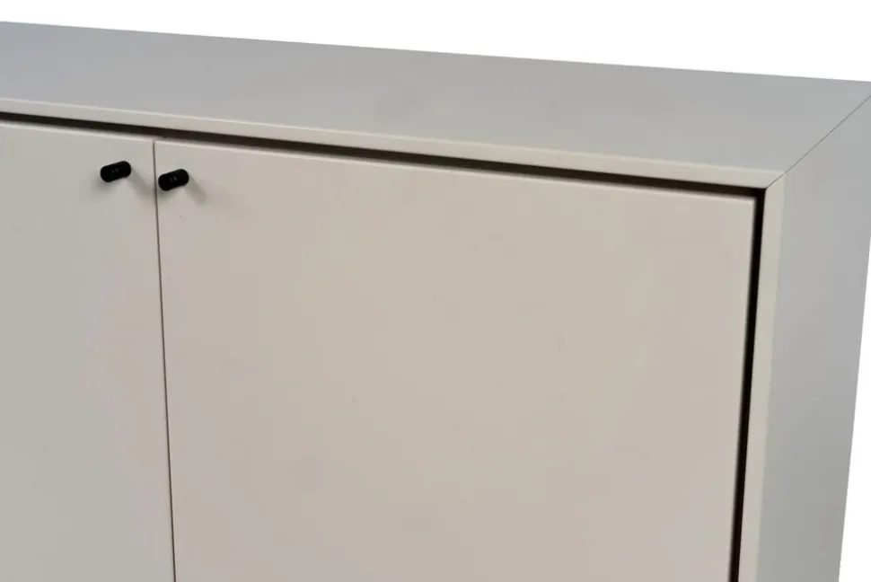 Volt Sideboard Täckta Dörrar | Beige / Svart